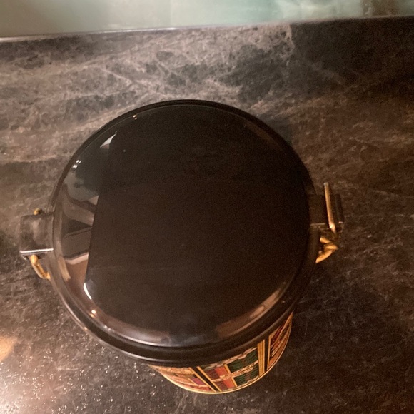 🔥Vintage Coffee Canister, Tin Can with Metal Latch. - Picture 5 of 6